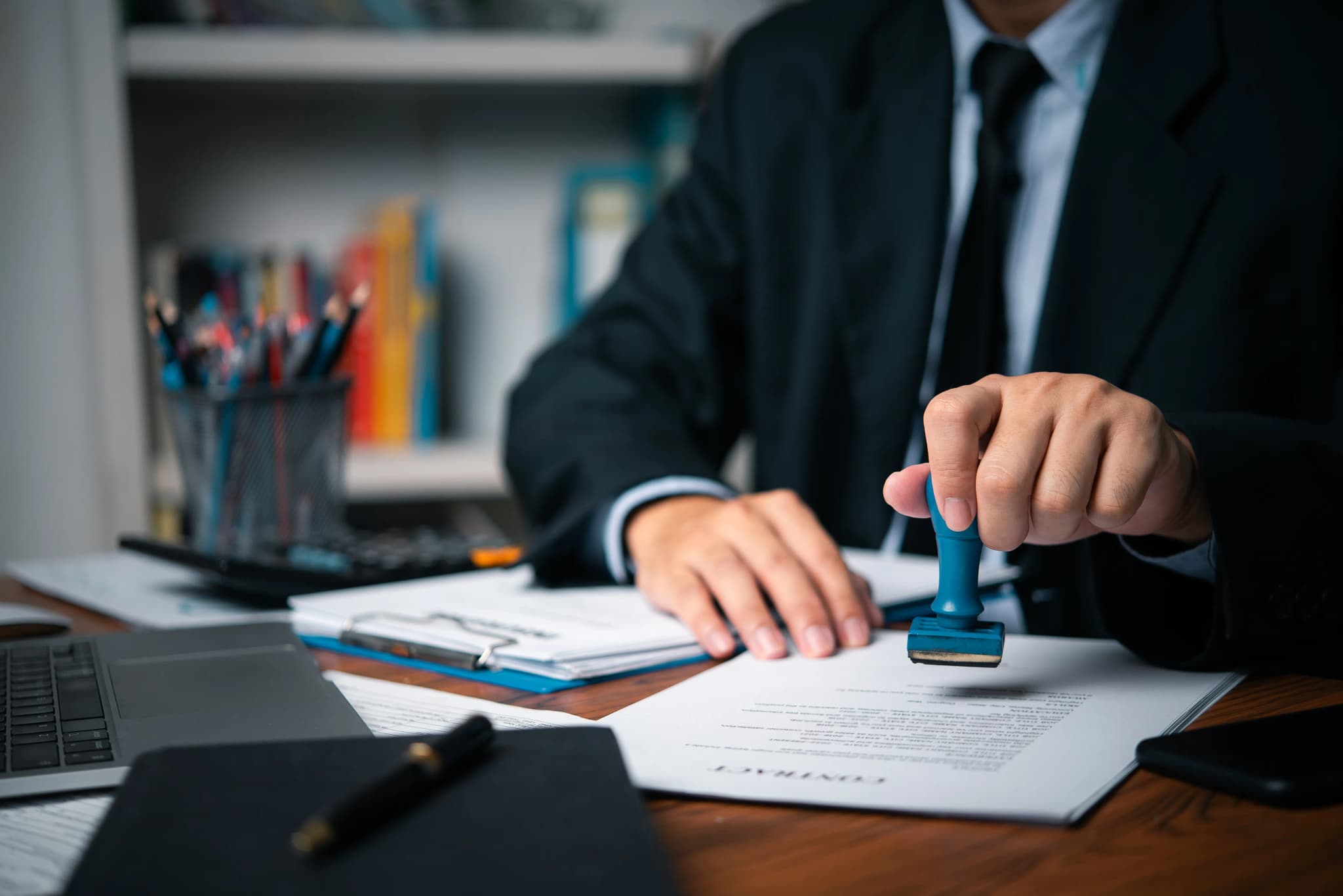 <h1>Notaria 16 - Expertos en <br/> tramites legales en Puebla</h1>